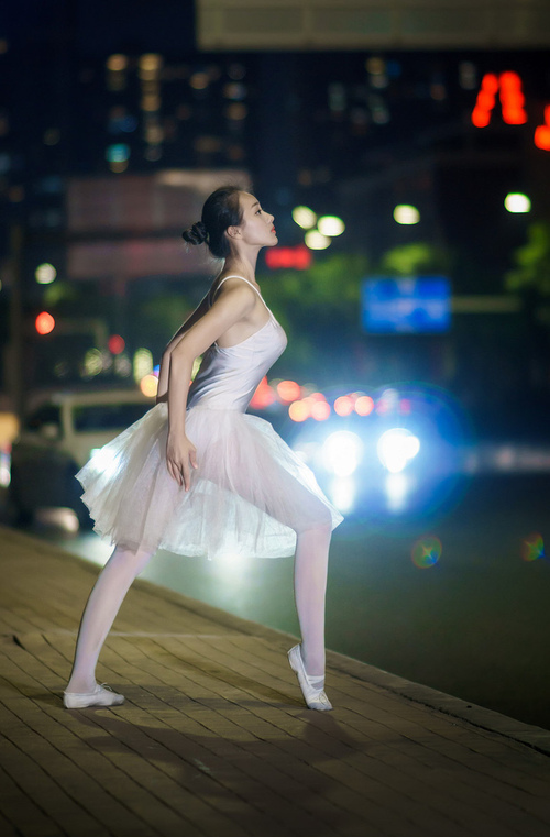 国足门将扑点成比赛最大功臣,国足门将训练