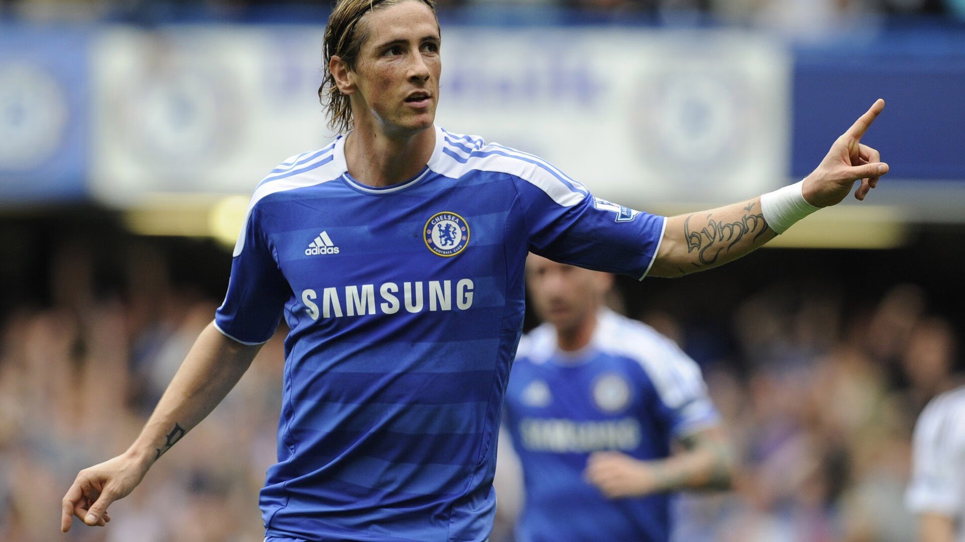 爱游戏体验-《使命召唤》联赛与《战地》电竞化进程的深度分析，cod电竞比赛