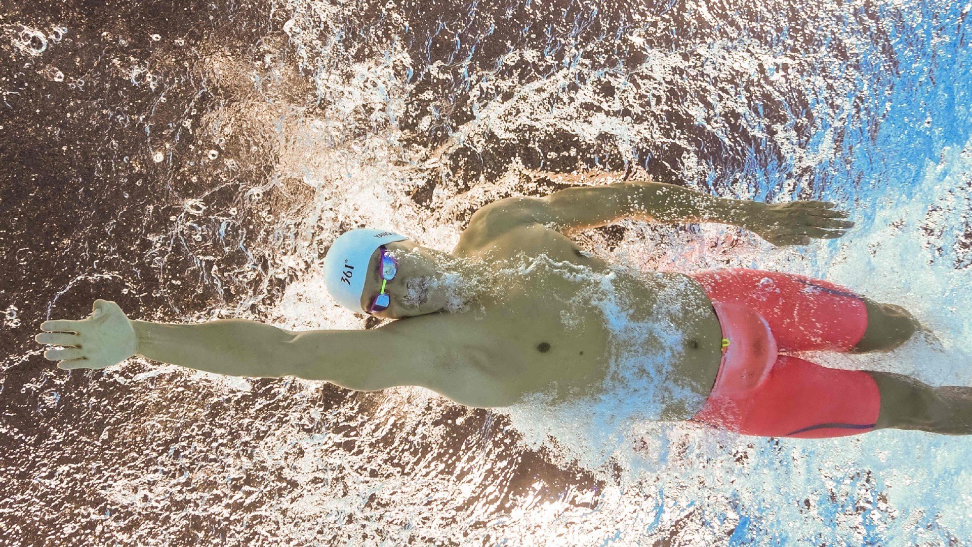 青少年足球培训项目实现线上线下融合，扩大培训覆盖面，青少年足球培训班收费标准